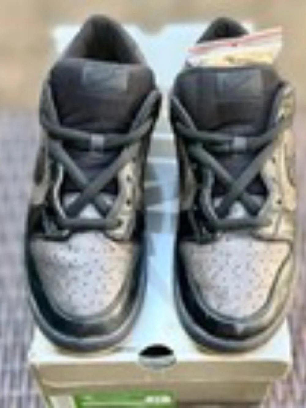 Nike SB Dunk Low Pro 'Ostrich'Vintage 2003 Silver Box- Size: 11
